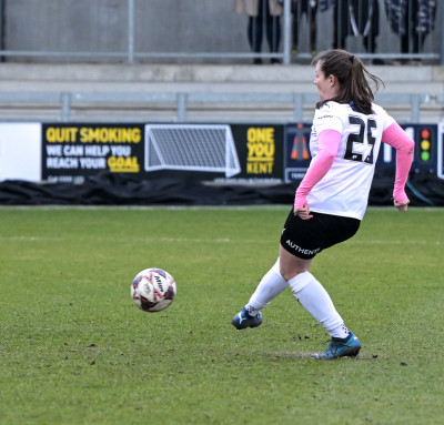 2024-25 v Bromley KWC qtr-fin Paris slots home Darts' fifth pen.jpg