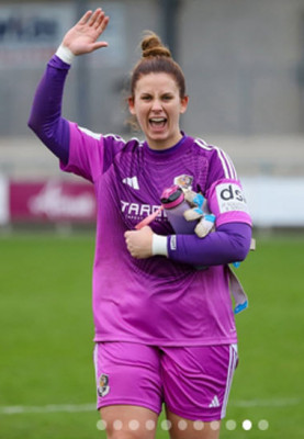 Screenshot 2025-11-16 at 21-03-45 Instagram.jpg