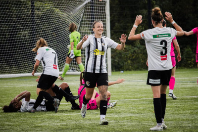 2023-24 v Fulham (H) 2-1 Emily V scores Darts' 2nd goal.jpg