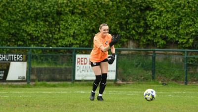 2023-2024 v Crawley away 7-0 Molly Hawkins - GK.jpg